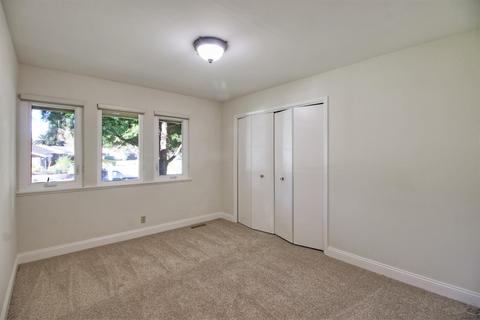 4884 Kipling Dr, Carmichael, CA 95608 photo 17