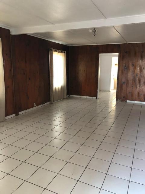 202 Barozzi Ave, Modesto, CA 95351 photo 3