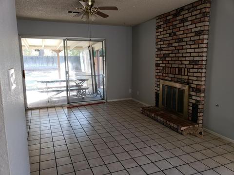 742 Hansen Ave, Merced, CA 95340 photo 2