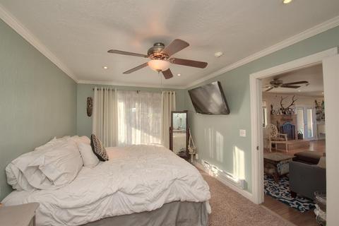 225 Olive Ave, Patterson, CA 95363 photo 28