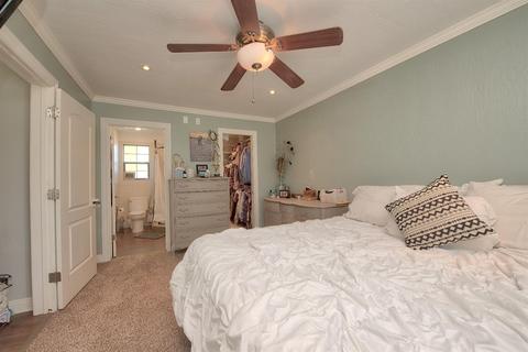 225 Olive Ave, Patterson, CA 95363 photo 30