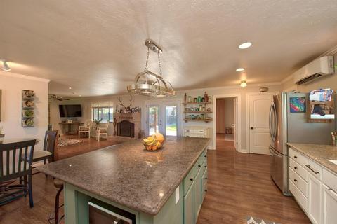 225 Olive Ave, Patterson, CA 95363 photo 11