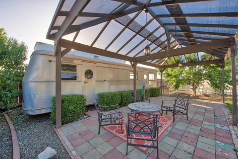 225 Olive Ave, Patterson, CA 95363 photo 4