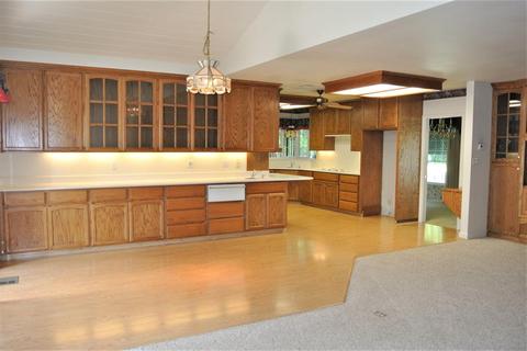 20 S Orange Ave, Lodi, CA 95240 photo 3