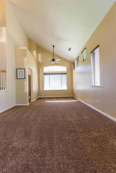 2037 Hyde Park Pl, Manteca, CA 95336 photo 17