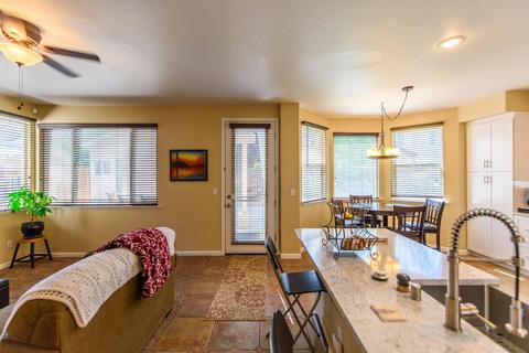 2037 Hyde Park Pl, Manteca, CA 95336 photo 9