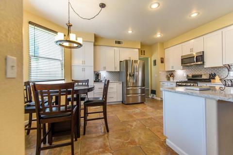 2037 Hyde Park Pl, Manteca, CA 95336 photo 12