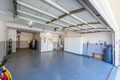 2037 Hyde Park Pl, Manteca, CA 95336 photo 36