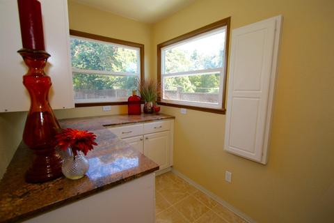 606 E Roseburg Ave, Modesto, CA 95350 photo 12