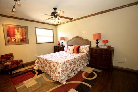606 E Roseburg Ave, Modesto, CA 95350 photo 16