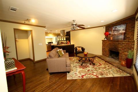 606 E Roseburg Ave, Modesto, CA 95350 photo 6