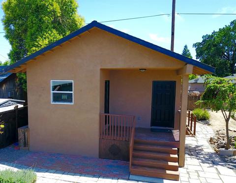 606 E Roseburg Ave, Modesto, CA 95350 photo 2