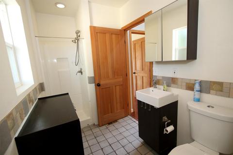 606 E Roseburg Ave, Modesto, CA 95350 photo 31