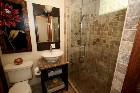 606 E Roseburg Ave, Modesto, CA 95350 photo 13