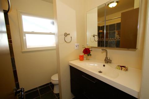 606 E Roseburg Ave, Modesto, CA 95350 photo 17