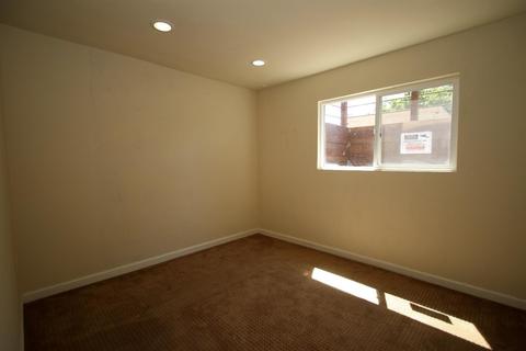 606 E Roseburg Ave, Modesto, CA 95350 photo 28