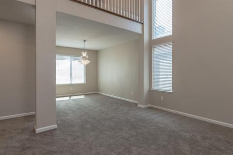 2304 Ustick Rd, Modesto, CA 95358 photo 5