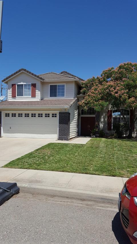 1714 E G St, Oakdale, CA 95361 photo 1