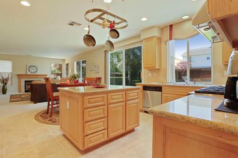 575 Glenbriar Cir, Tracy, CA 95377 photo 9