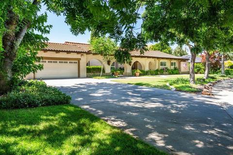 2937 Parkview Dr, Modesto, CA 95355 photo 2
