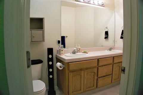1420 Strawberry Dr, Ceres, CA 95307 photo 8