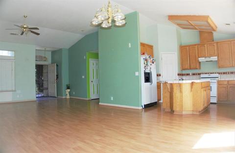 1420 Strawberry Dr, Ceres, CA 95307 photo 4