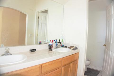 1420 Strawberry Dr, Ceres, CA 95307 photo 13
