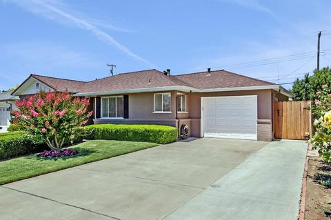 1313 Holly Dr, Lodi, CA 95242 photo 3