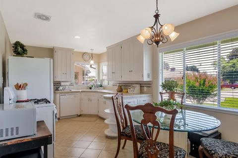 1313 Holly Dr, Lodi, CA 95242 photo 8