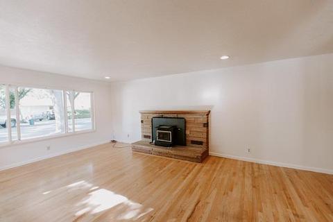 1221 Cecil Way, Modesto, CA 95350 photo 4
