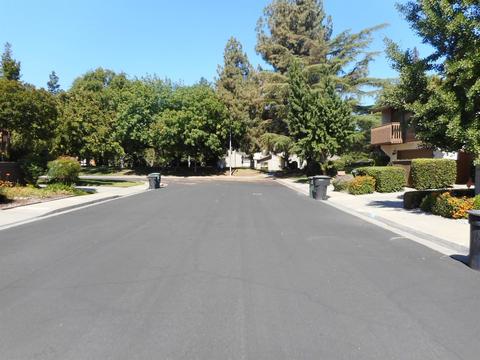 1909 Post Oak Dr, Modesto, CA 95354 photo 2