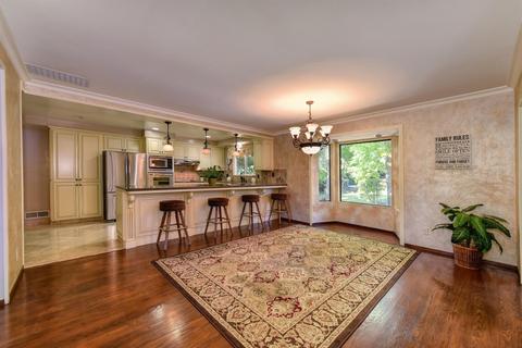 5201 Oleander Dr, Carmichael, CA 95608 photo 9