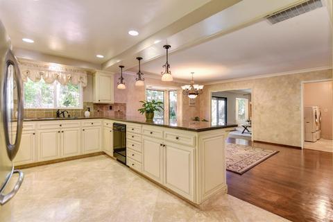 5201 Oleander Dr, Carmichael, CA 95608 photo 13