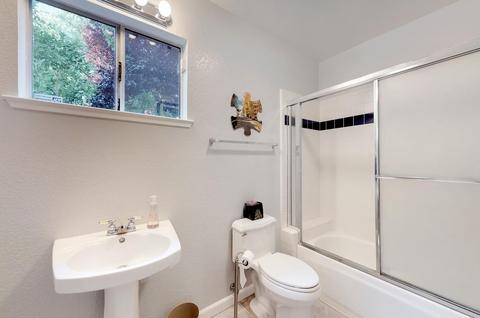 3002 Garfield Ave, Carmichael, CA 95608 photo 9