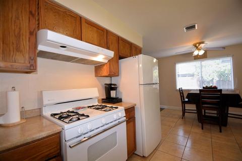 4901 Estates Dr, Modesto, CA 95357 photo 4