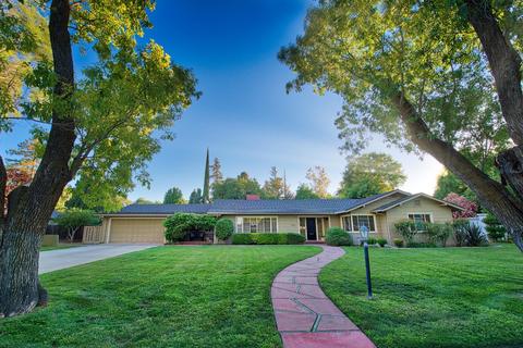 412 N 6th St, Patterson, CA 95363 photo 1
