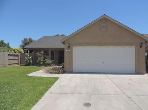 700 Crippen Ave, Modesto, CA 95351 photo 1