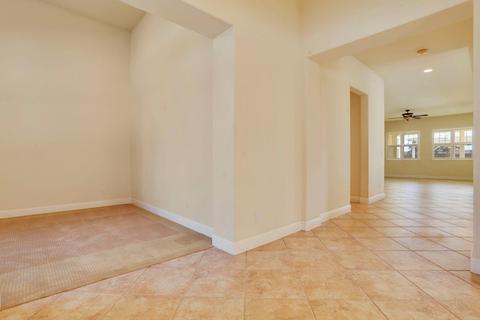 1541 Biarritz, Tracy, CA 95304 photo 7