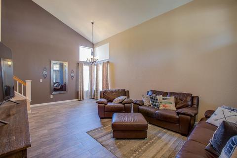 561 Pombo Square Dr, Tracy, CA 95376 photo 8