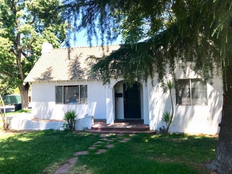 208 Ash, Modesto, CA 95351 photo 1