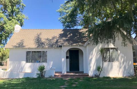 208 Ash, Modesto, CA 95351 photo 3