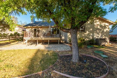 1576 American River Trl, Cool, CA 95614 photo 17