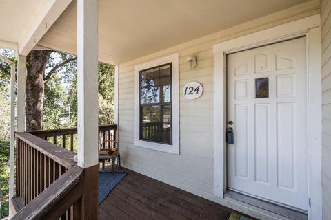 124 Scholtz Ave, Colfax, CA 95713 photo 2