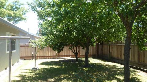 322 E Lancaster Dr, Stockton, CA 95207 photo 6