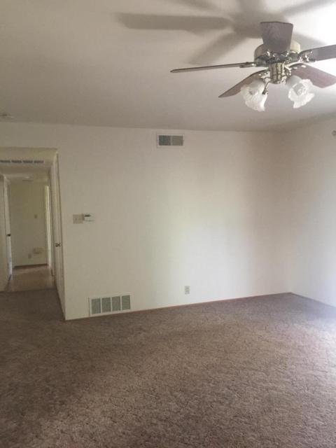322 E Lancaster Dr, Stockton, CA 95207 photo 11
