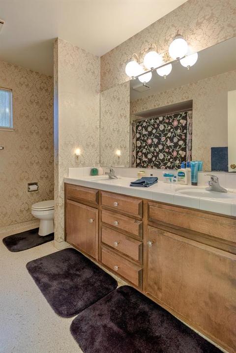516 Marina Cir, Davis, CA 95616 photo 11