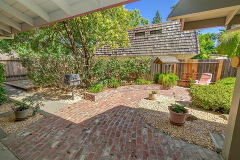 516 Marina Cir, Davis, CA 95616 photo 15