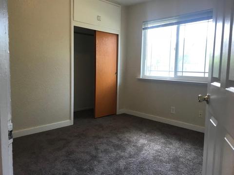 1710 E 26th St, Merced, CA 95340 photo 12