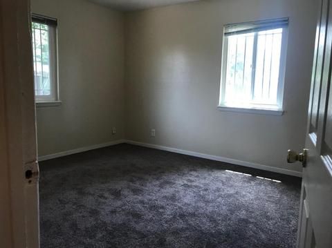1710 E 26th St, Merced, CA 95340 photo 13