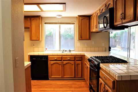 4212 Abigail Ct, Antelope, CA 95843 photo 9